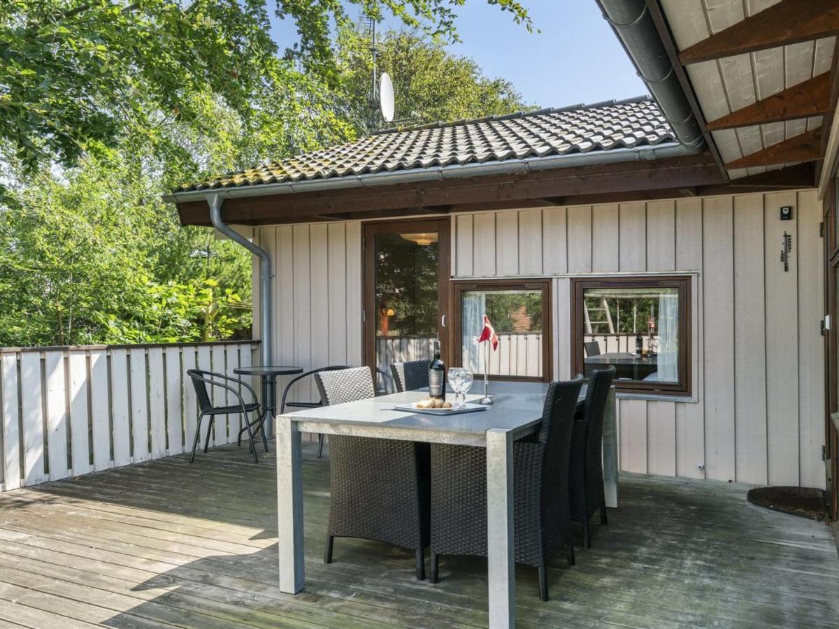 Holiday Home Leevi - 150M From The Sea In Ne Jutland By Interhome Laeso Экстерьер фото